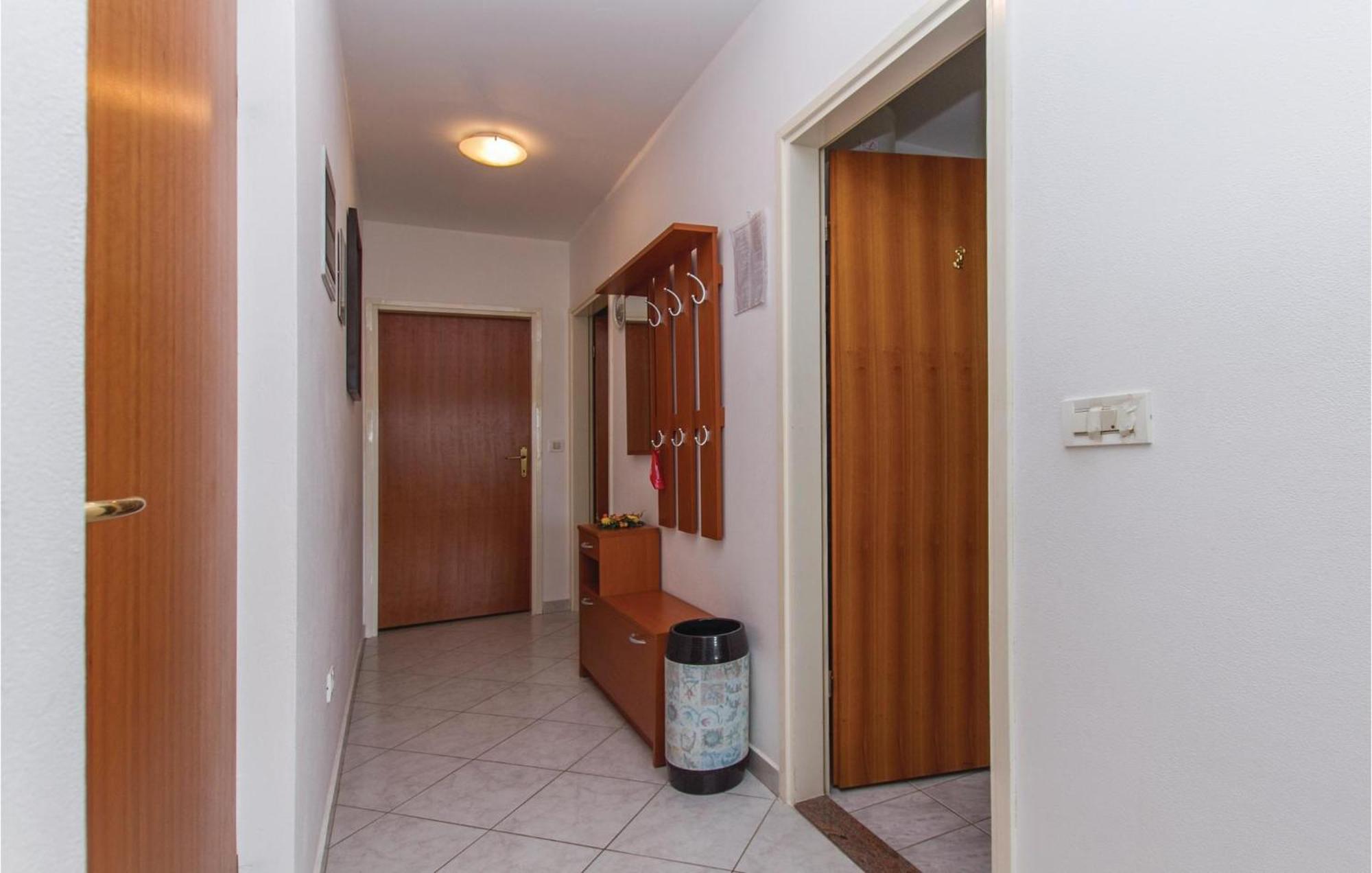 2 Bedroom Gorgeous Apartment In Rabac Zewnętrze zdjęcie