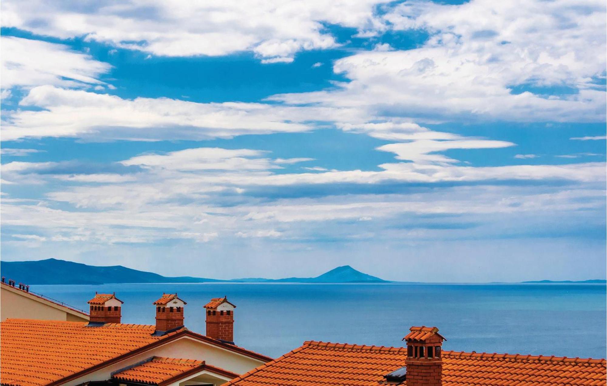 2 Bedroom Gorgeous Apartment In Rabac Zewnętrze zdjęcie