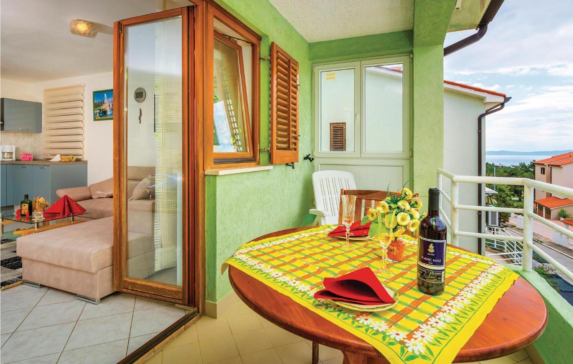 2 Bedroom Gorgeous Apartment In Rabac Zewnętrze zdjęcie